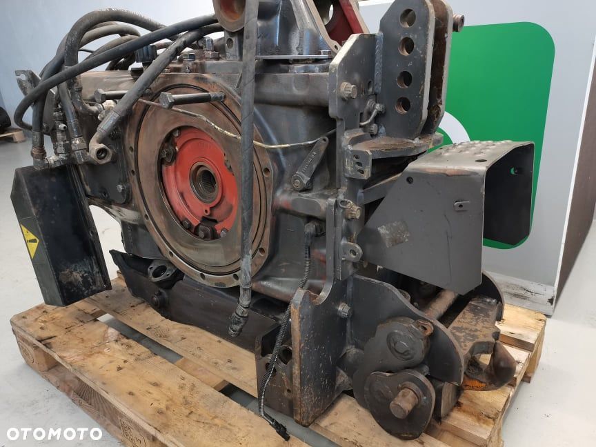 Środek mostu Claas Ares 630 RZ - 10