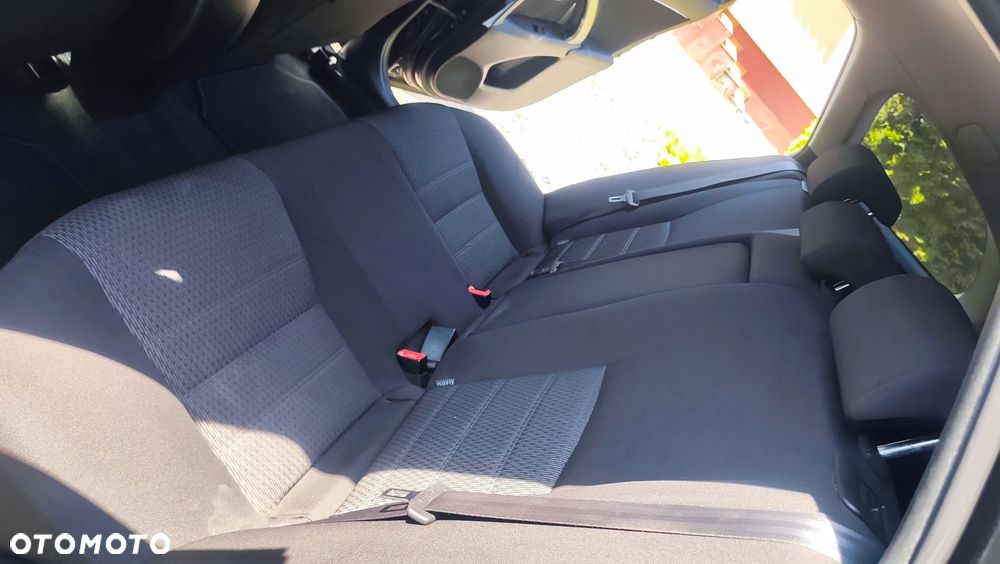 Toyota Avensis 2.0 D-4D PowerBoost Active - 28