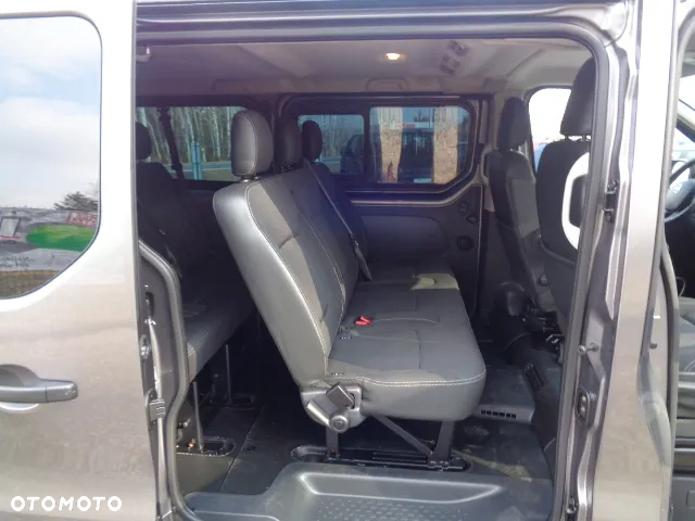 Nissan NV300 - 12