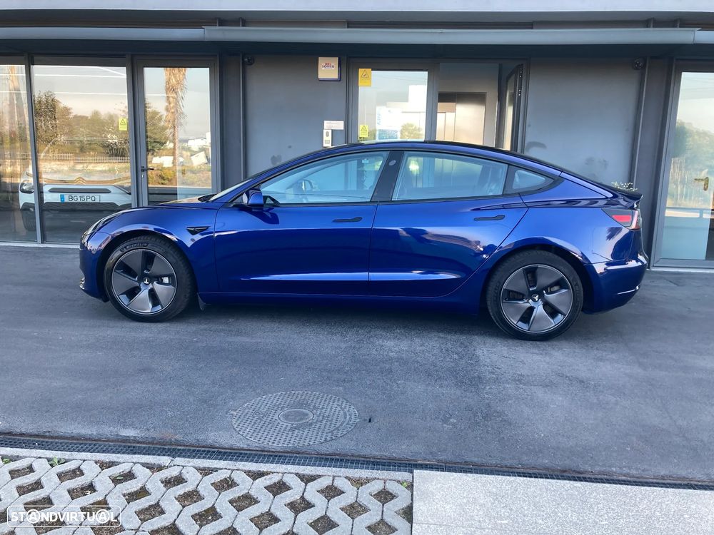 Tesla Model 3 2023 photo 5