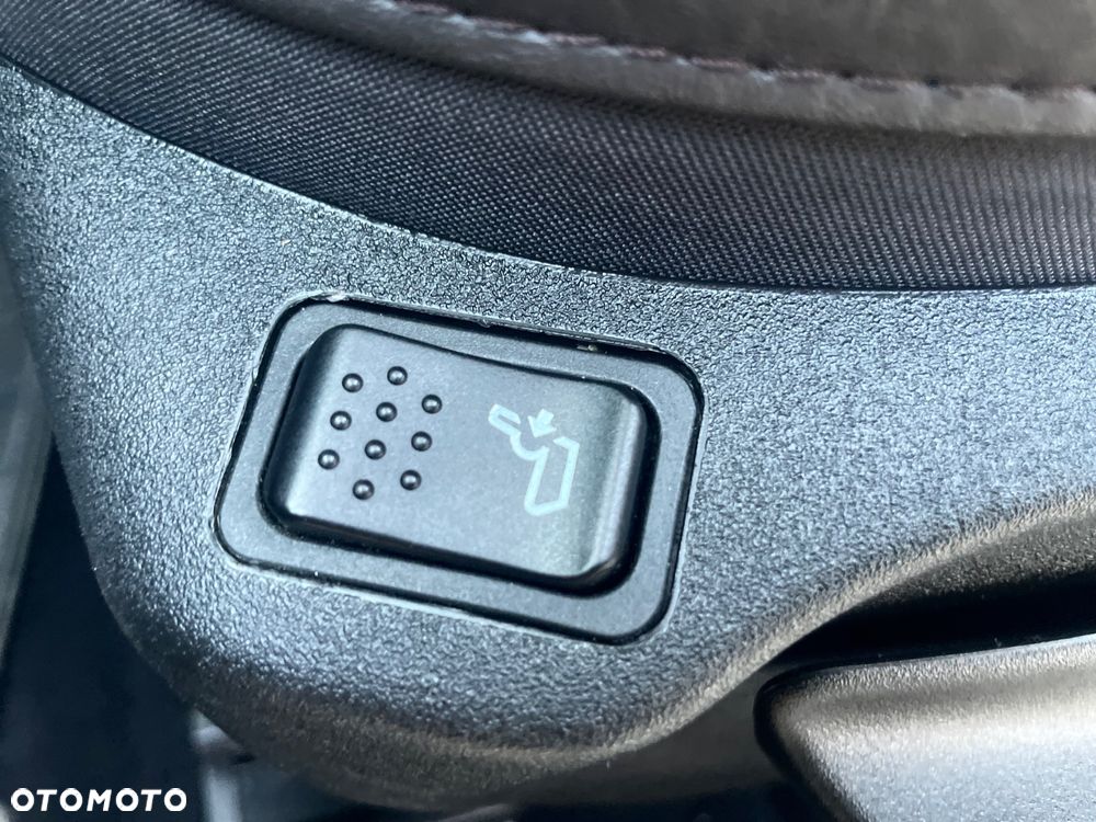 Fiat 500X 1.4 MultiAir DCT 4x2 S&S Lounge - 35