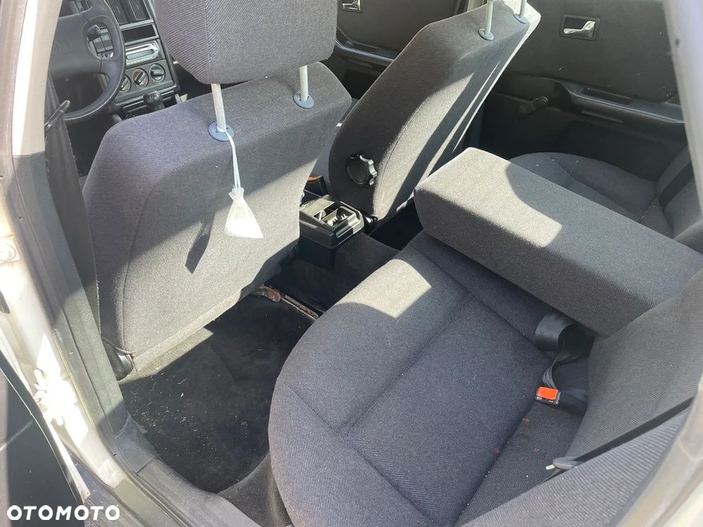 Audi 80 1.6 - 11