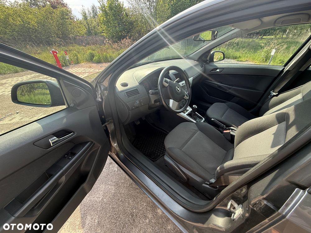 Opel Astra 1.6 - 4