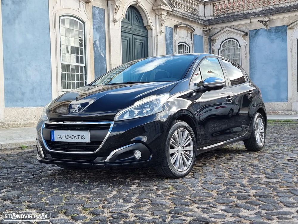 Peugeot 208 1.6 BlueHDi Style - 1