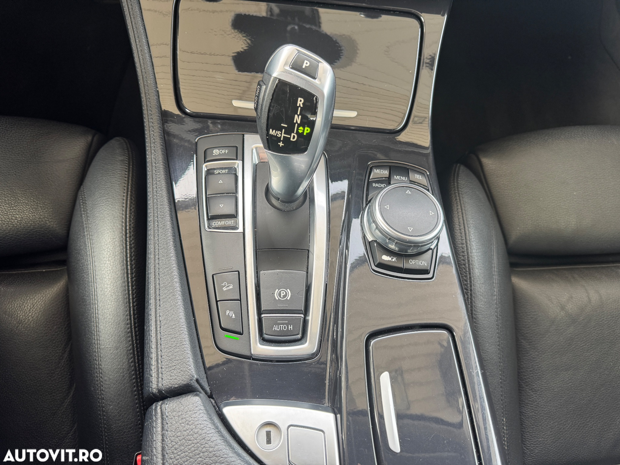 BMW Seria 5 525d xDrive AT - 16