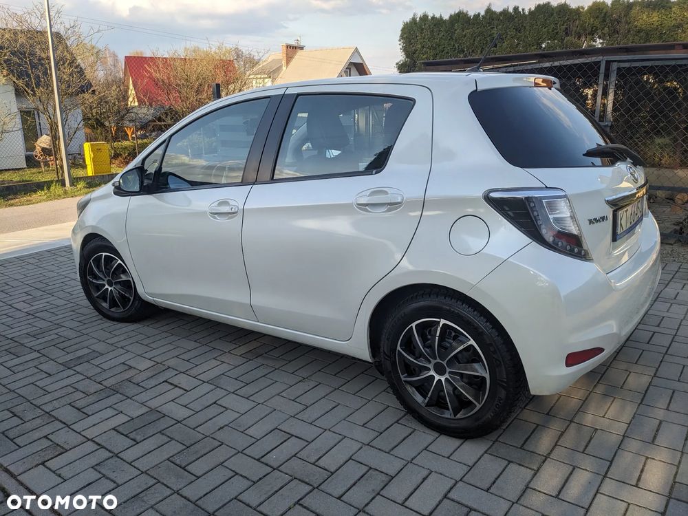 Toyota Yaris 1.4 D-4D Executive - 6