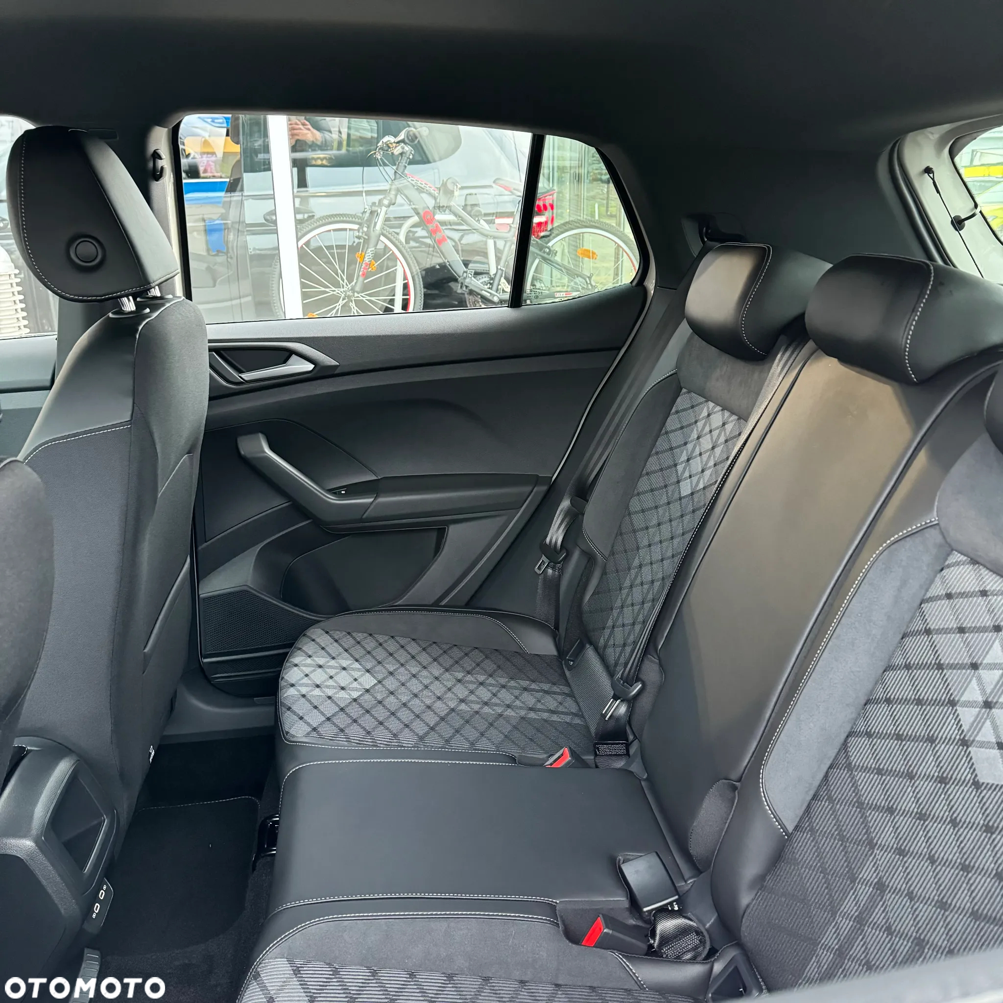 Volkswagen T-Cross 1.5 TSI ACT R-Line DSG - 16