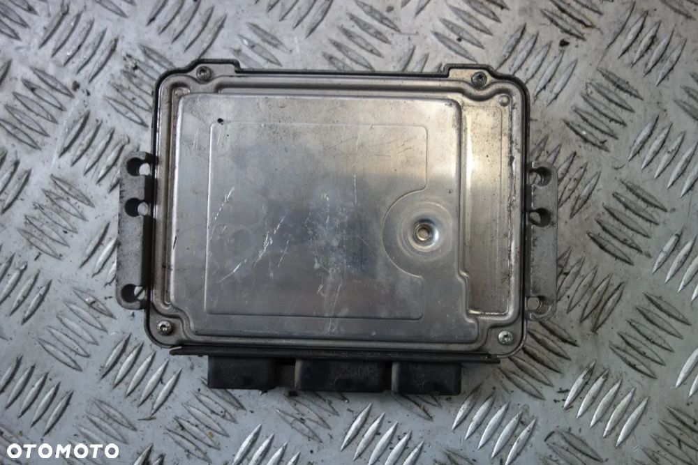 KOMPUTER STEROWNIK SILNIKA RENAULT TRAFIC VIVARO MASTER 2.5 DCI 0281011890 - 3