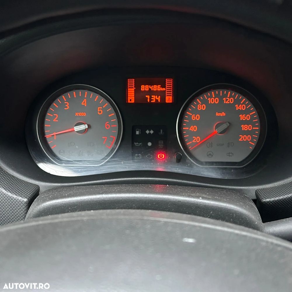 Dacia Logan 1.6 MPI Laureate - 9