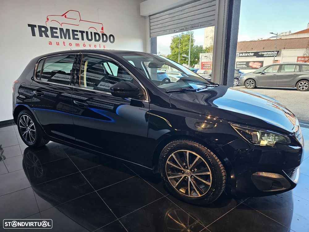 Peugeot 308 1.2 PureTech Allure EAT6 - 4