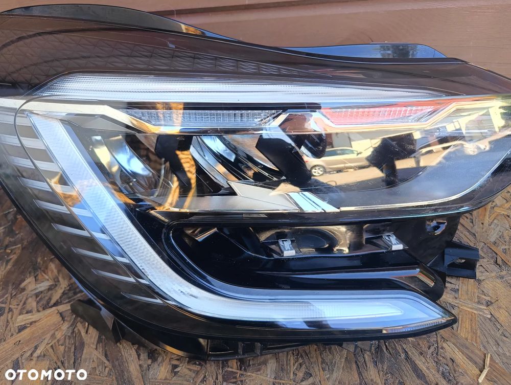 Lampa prawa Full LED Renault Captur II 2 2019-2024 260104900R - 3