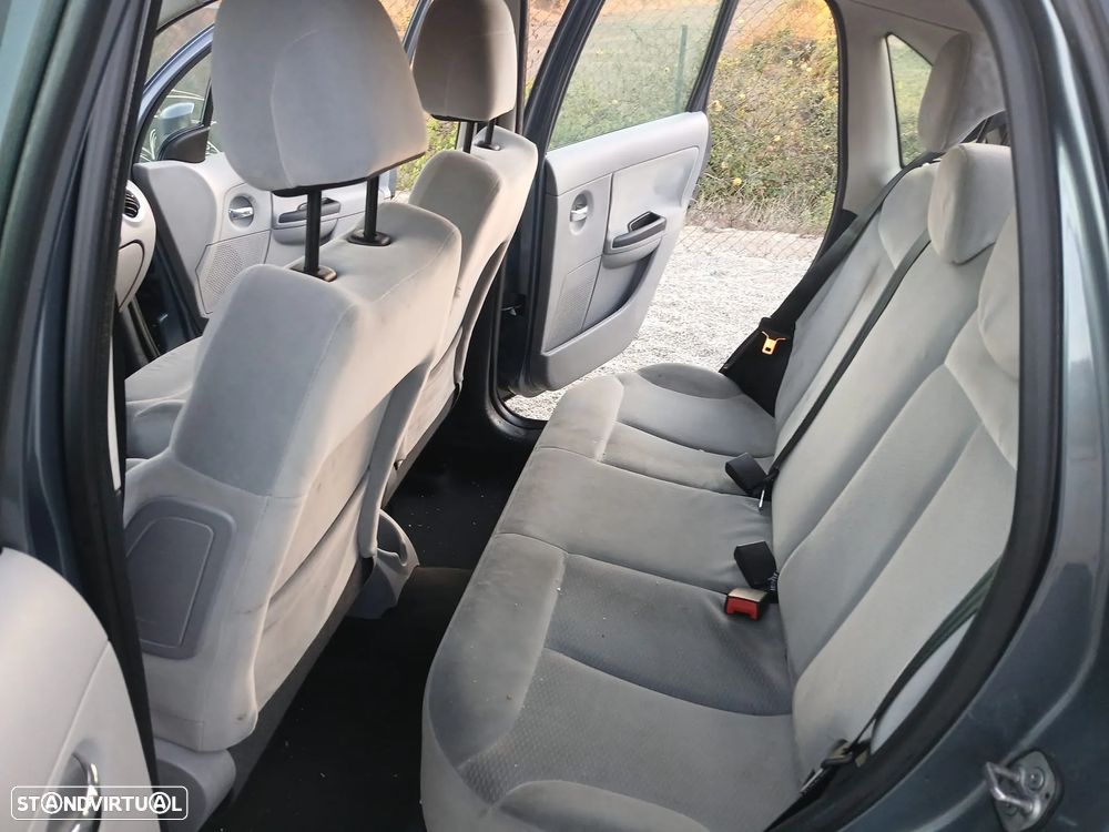 Citroën C3 1.1 Exclusive - 6