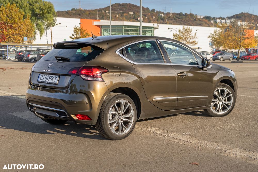 Citroën DS4 HDi 165 Aut. SportChic - 13