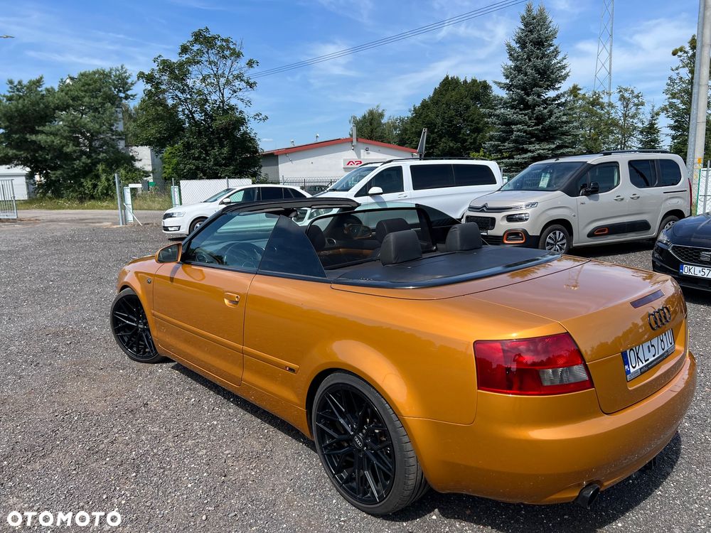 Audi A4 Cabrio 2.4 - 13