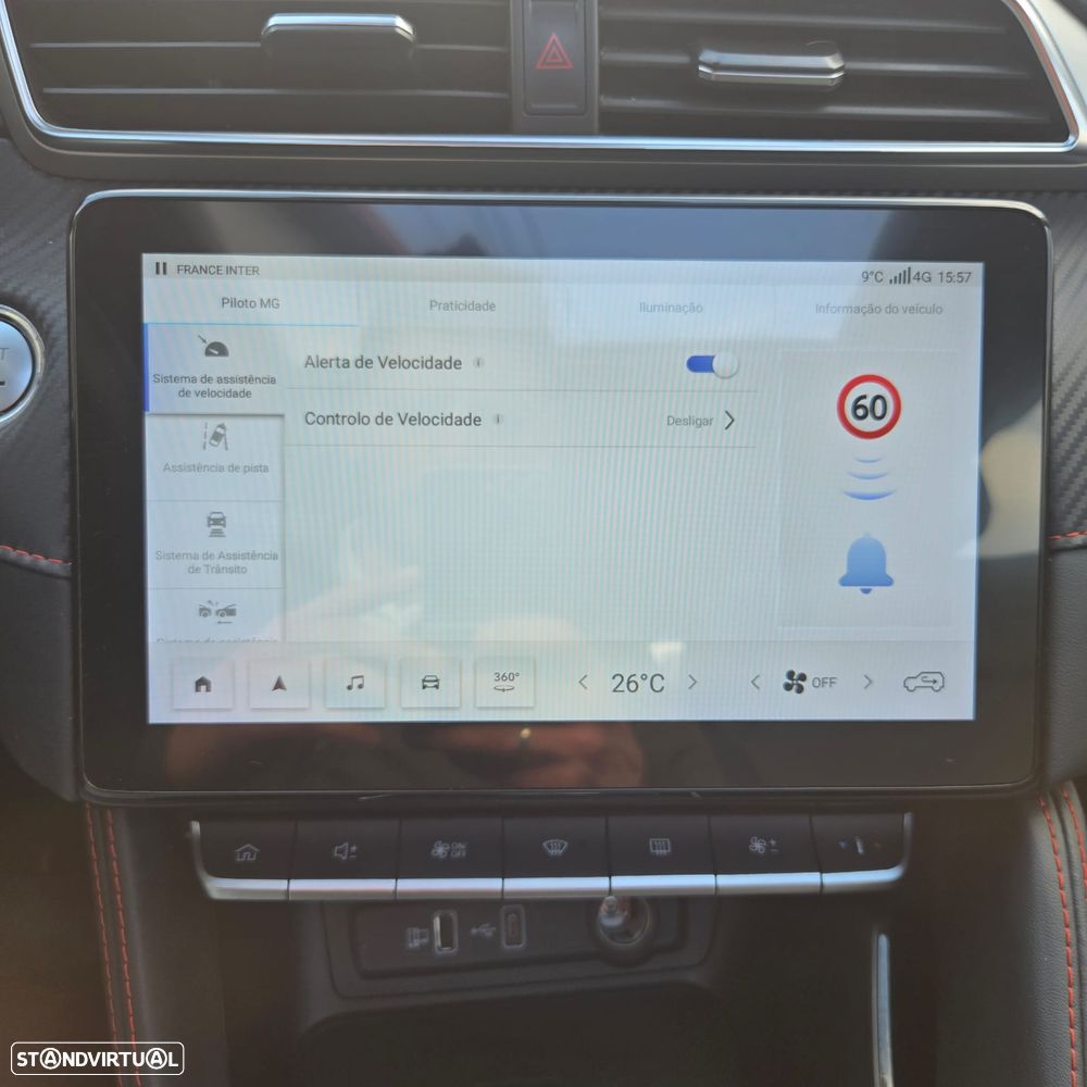 MG ZS EV 72.6 kWh Luxury - 25