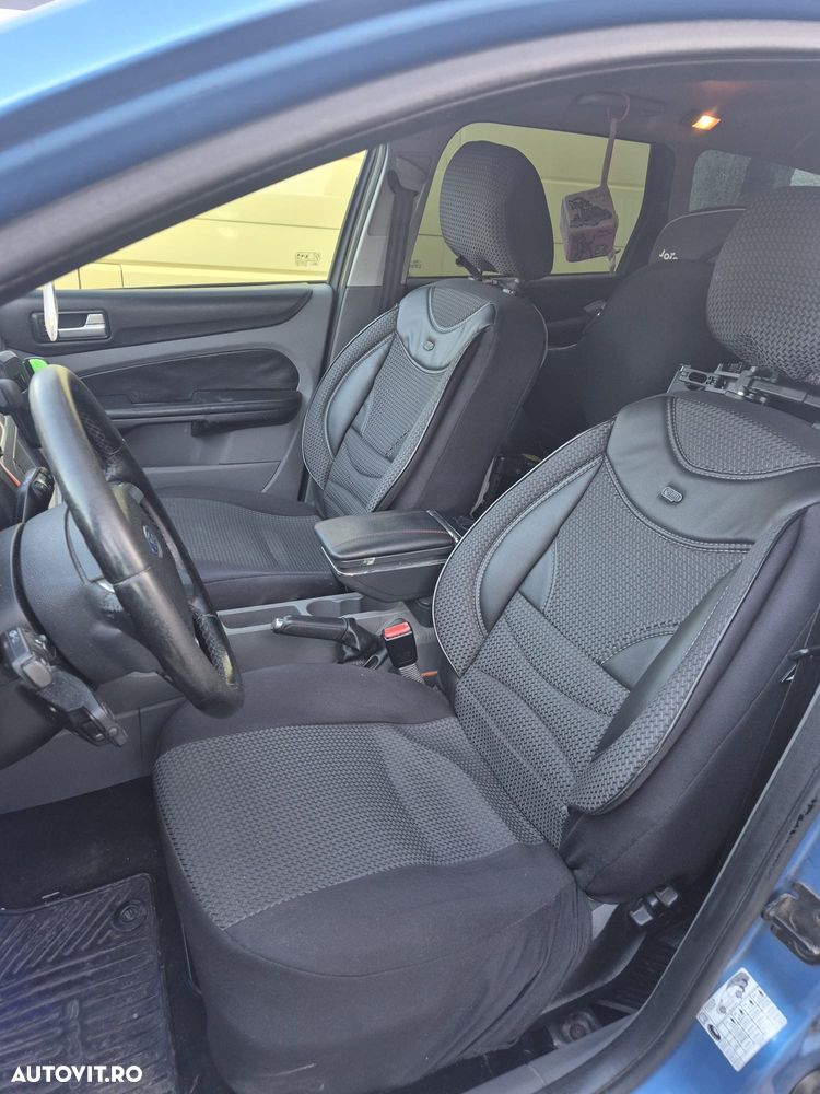 Ford Focus 2.0 TDCI DPF Aut. Style+ - 5