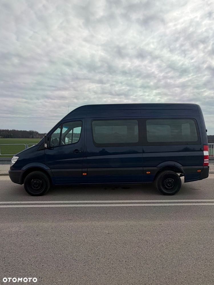 Mercedes-Benz Sprinter - 14