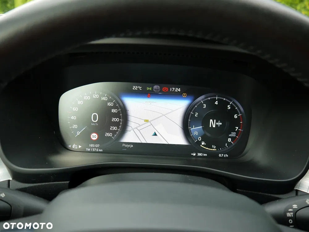 Volvo XC 40 T3 Momentum - 23