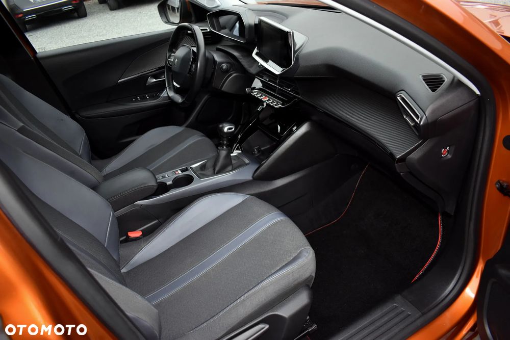 Peugeot 2008 ver-puretech-130-allure - 31