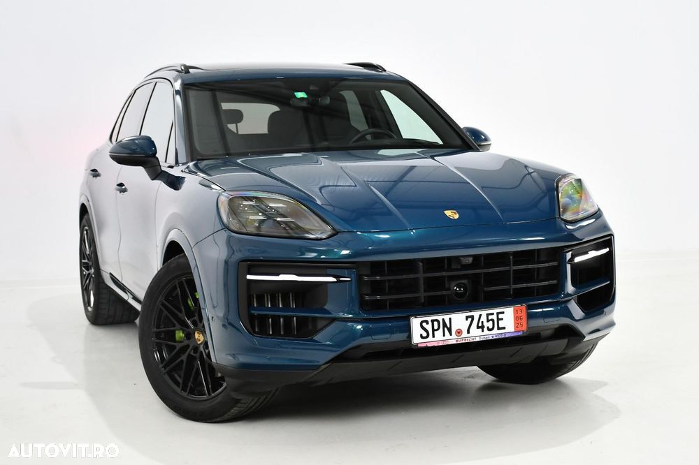 Porsche Cayenne - 6