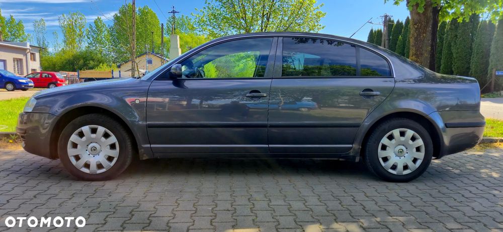 Skoda Superb 2.0 Classic - 4