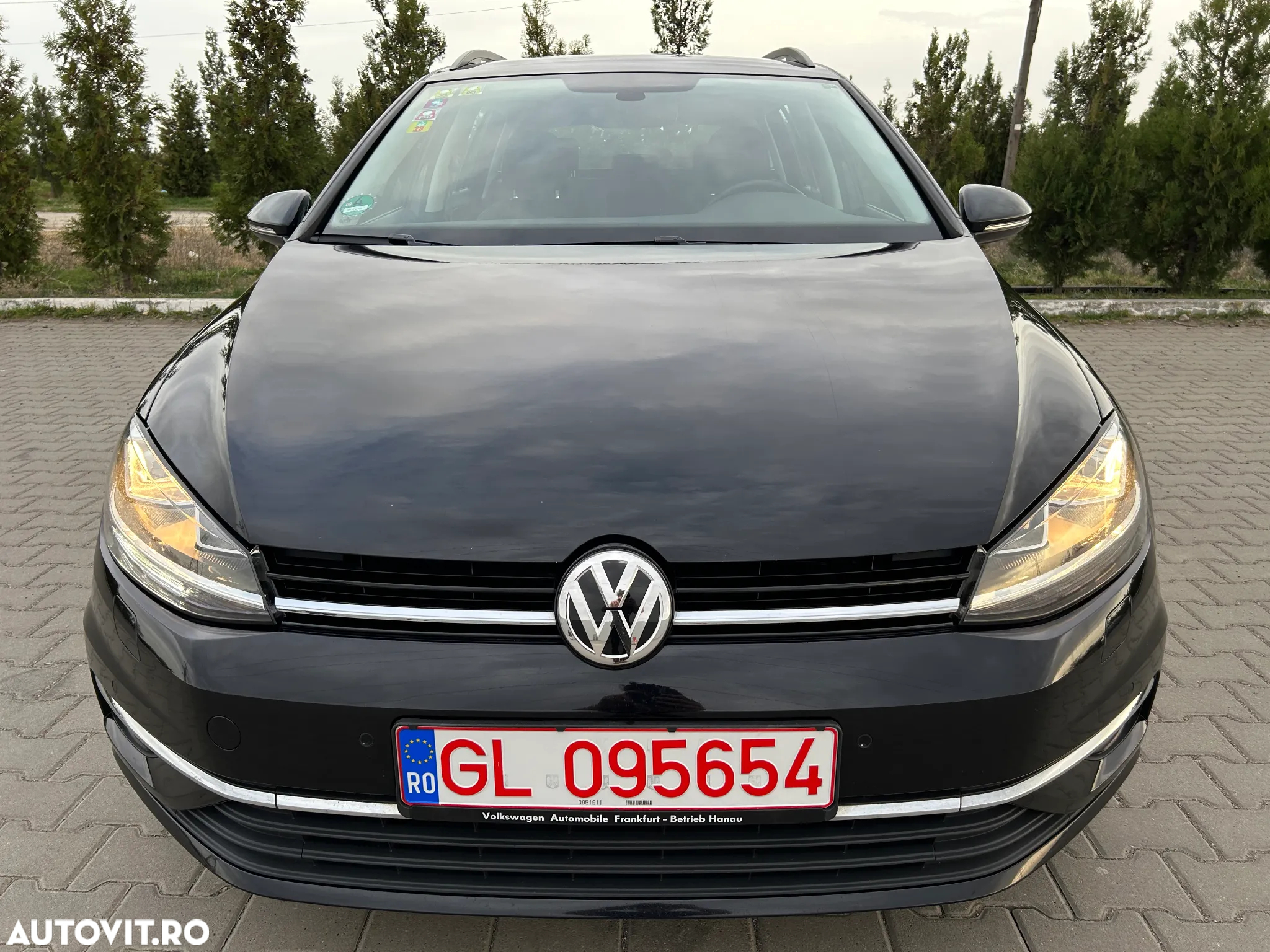 Volkswagen Golf 2.0 TDI SCR Comfortline - 8