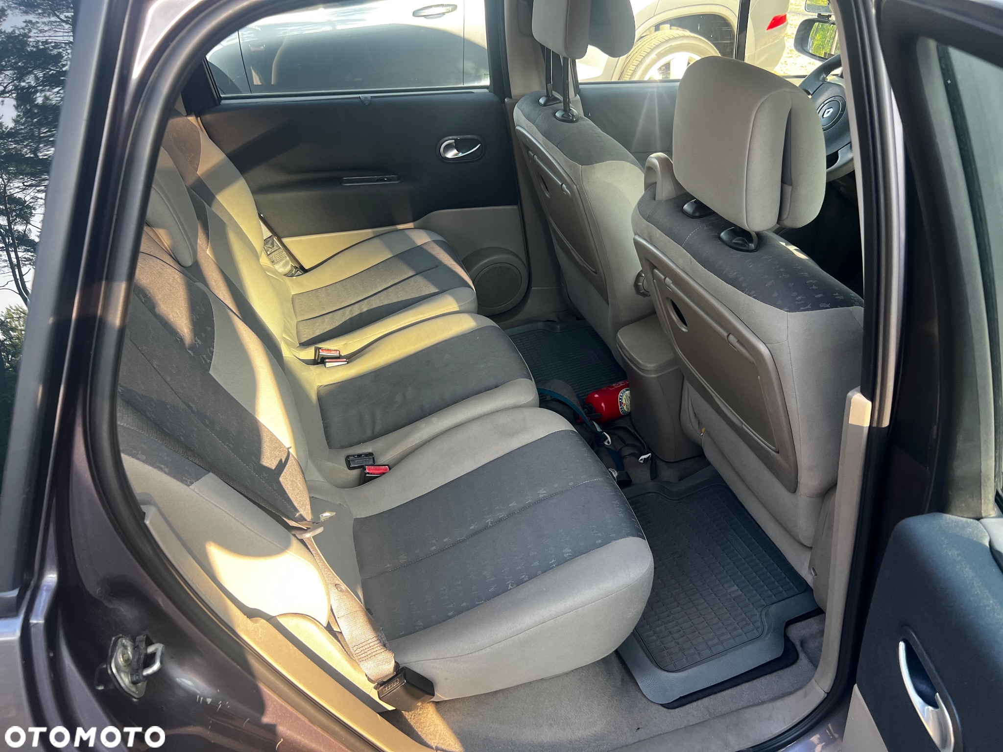 Renault Scenic 1.6 16V Confort Authentique - 19