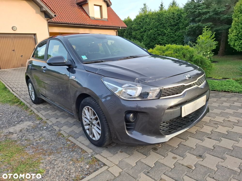 Kia Rio - 1