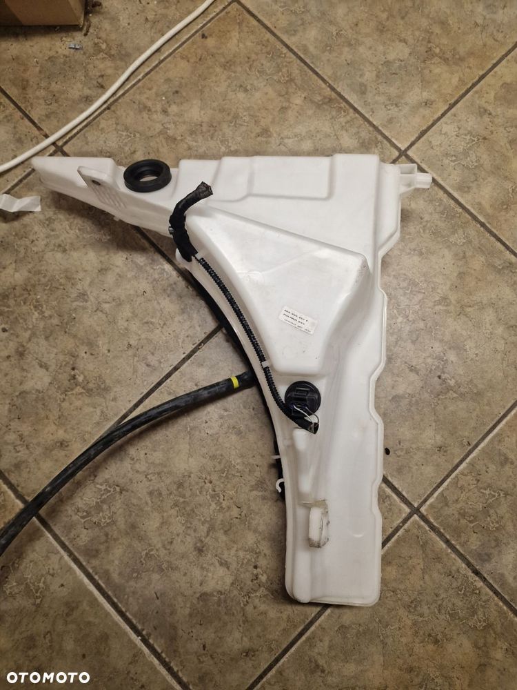 zbiornik spryskiwaczy pompki audi a6 c8 4k 4k0955451f - 2