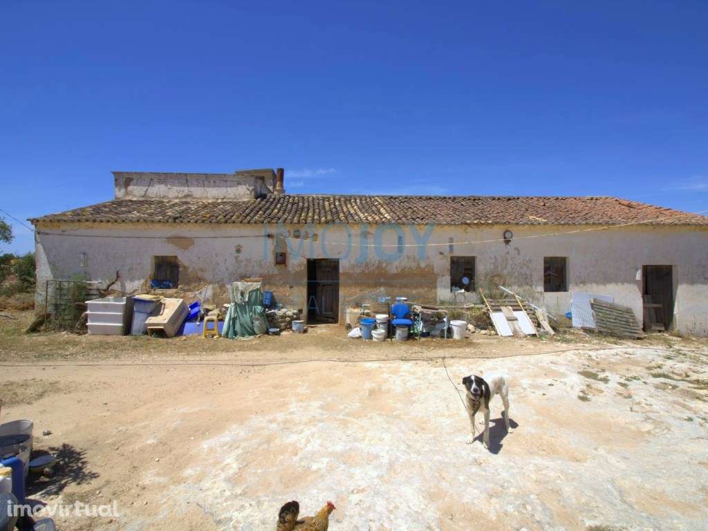 Terreno com ruína e vista de mar em Ferragudo - Grande imagem: 2/32