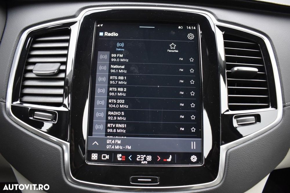 Volvo XC 90 - 37