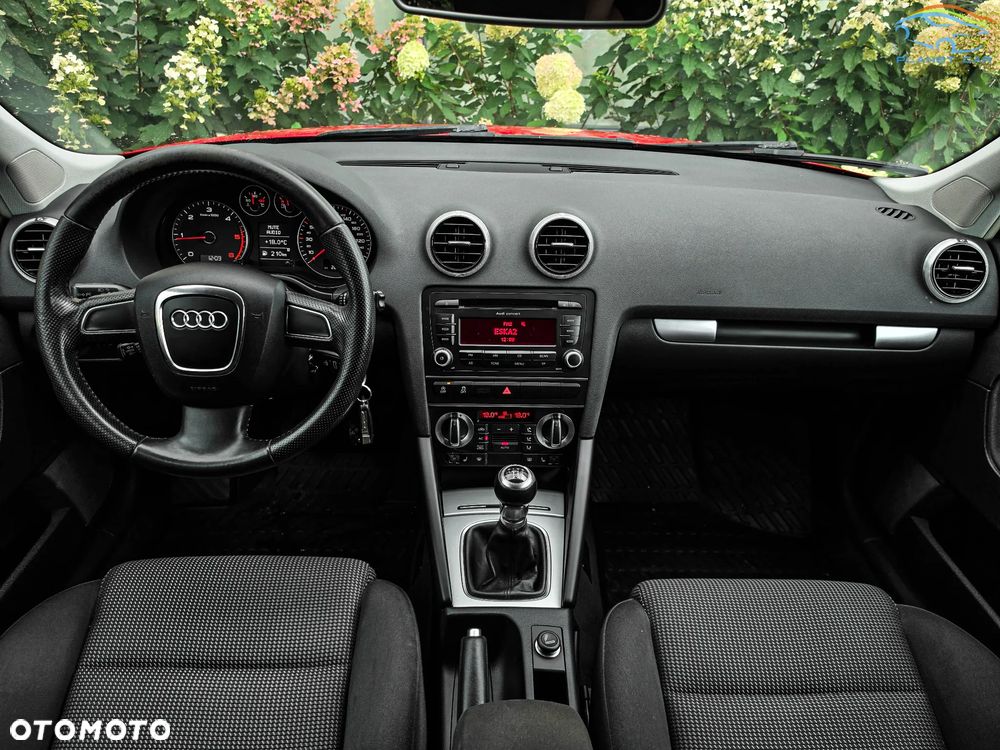 Audi A3 Sportback 2.0 TDI DPF S line Sportpaket - 18
