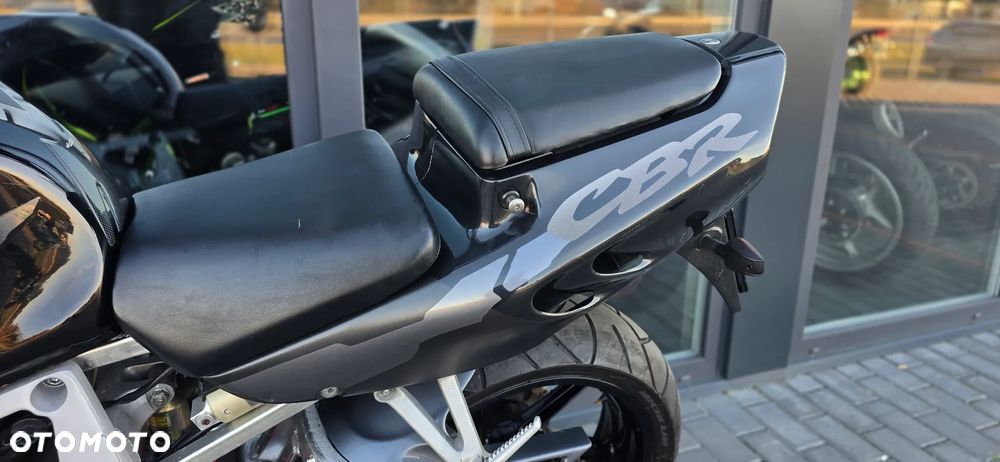 Honda CBR - 38