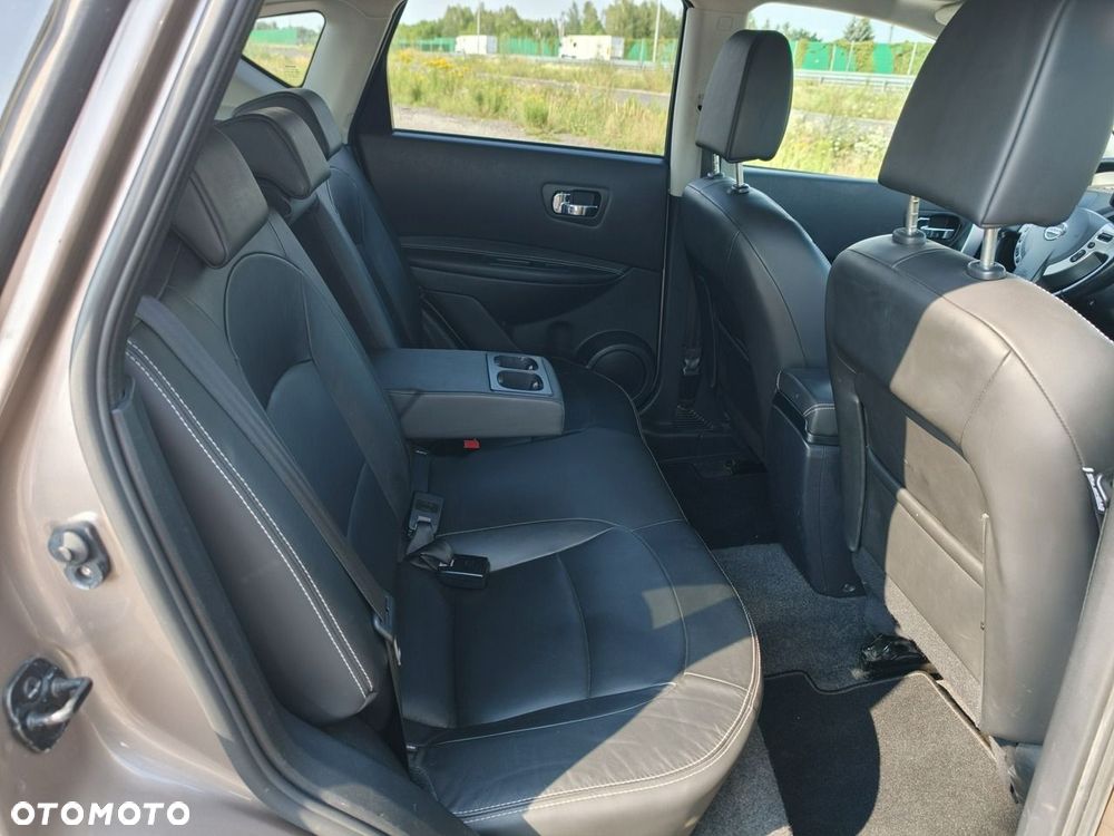 Nissan Qashqai - 16