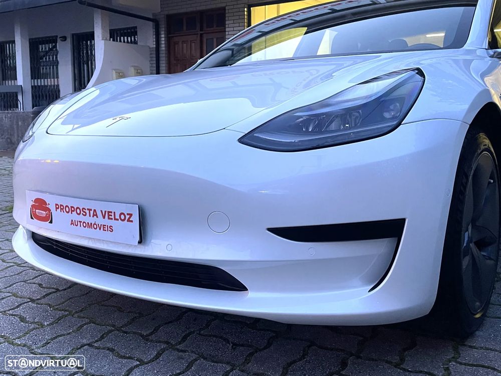 Tesla Model 3 RWD - 11