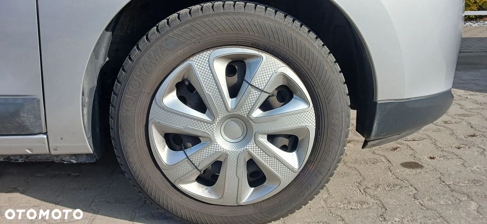 Dacia Lodgy 1.6 Laureate - 18