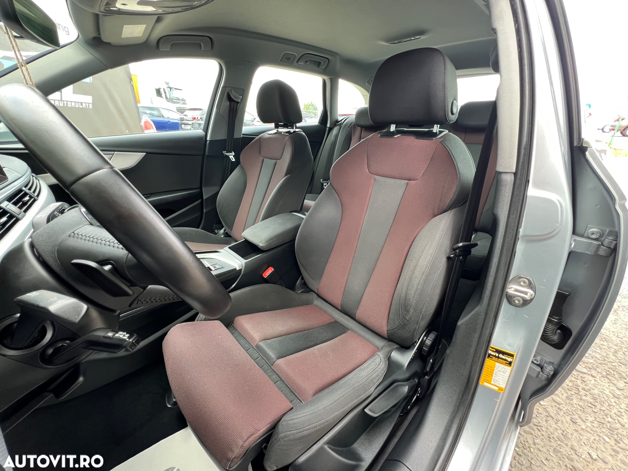 Audi A4 Avant 2.0 TDI S tronic Sport - 11