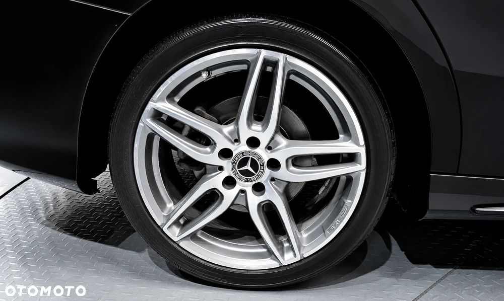 Mercedes-Benz CLA 250 AMG Line 7G-DCT - 5