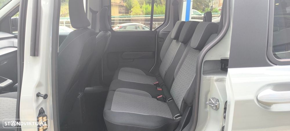 Ford Tourneo Courier - 10