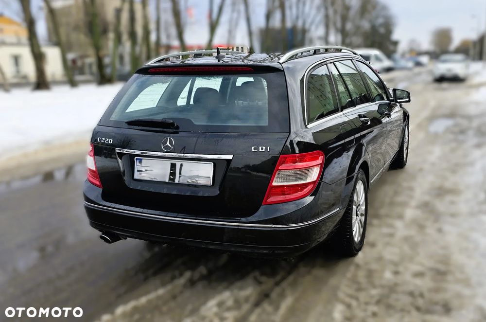Mercedes-Benz Klasa C 220 CDI Elegance - 11