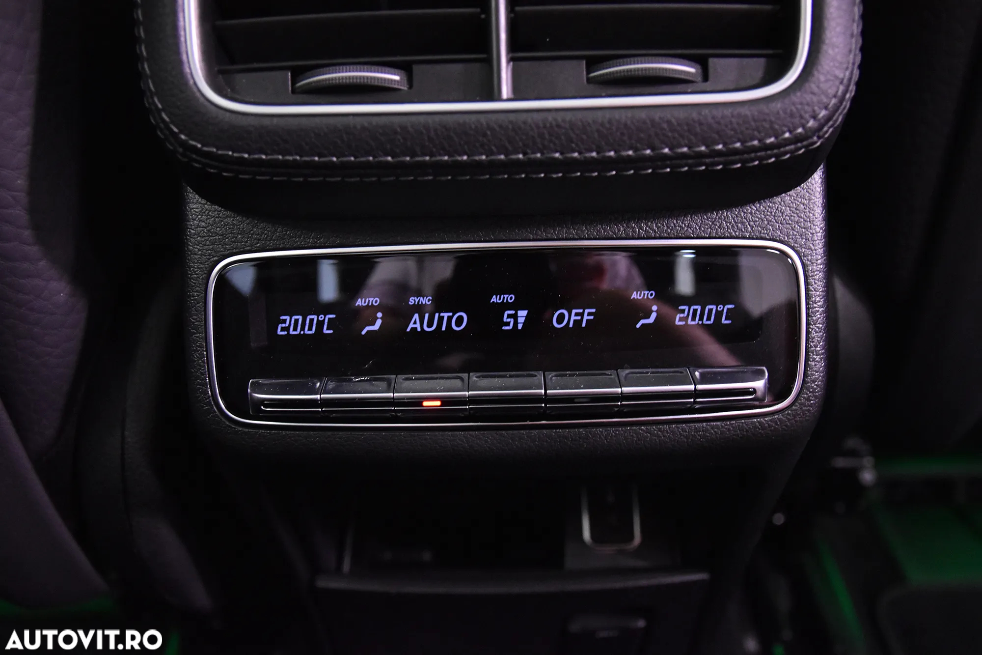 Mercedes-Benz GLE 300 d 4MATIC - 25