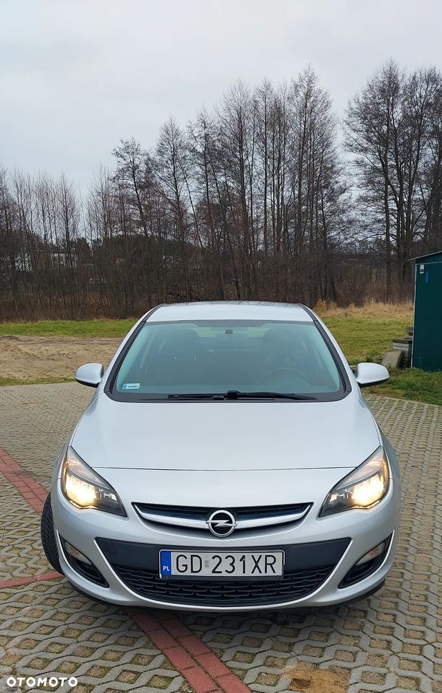 Opel Astra 1.4 Turbo (ecoFLEX) Start/Stop Excellence - 2