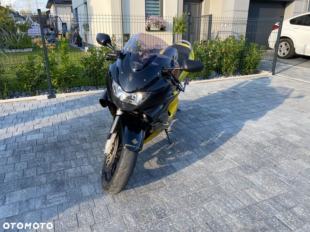 Honda CBR - 10