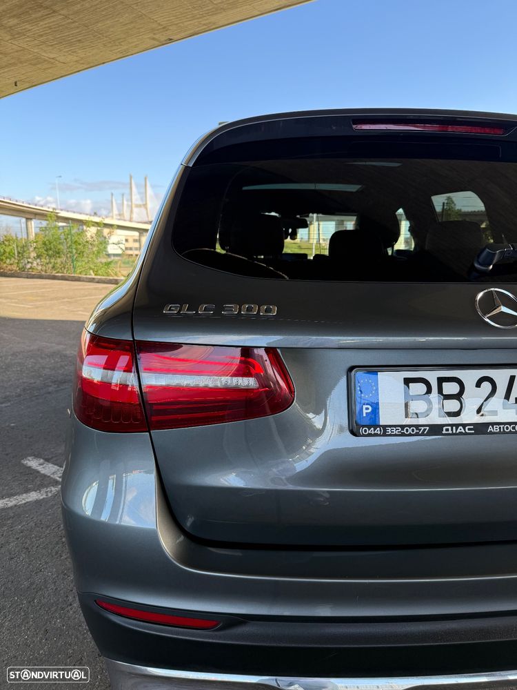 Mercedes-Benz GLC 300 4Matic 9G-TRONIC - 10