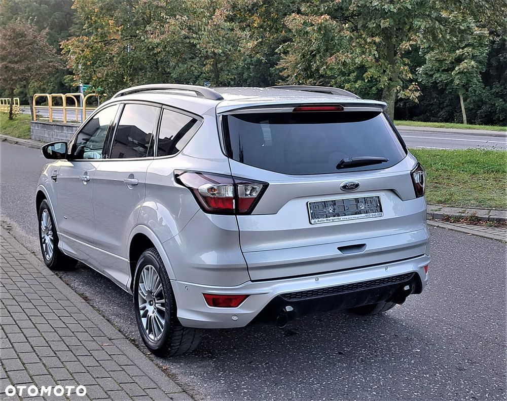 Ford Kuga 2.0 TDCi FWD ST-Line - 13