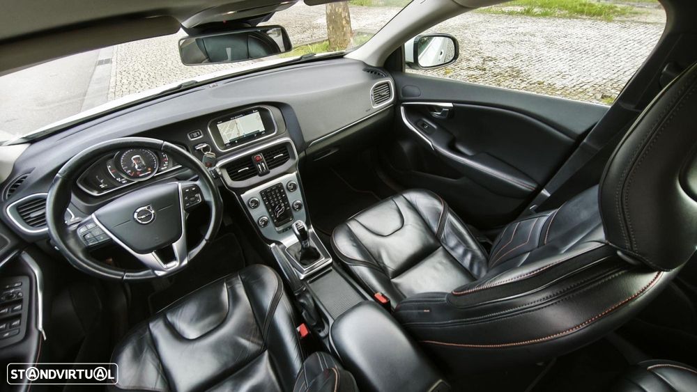 Volvo V40 2.0 D2 Volvo Ocean Race - 36