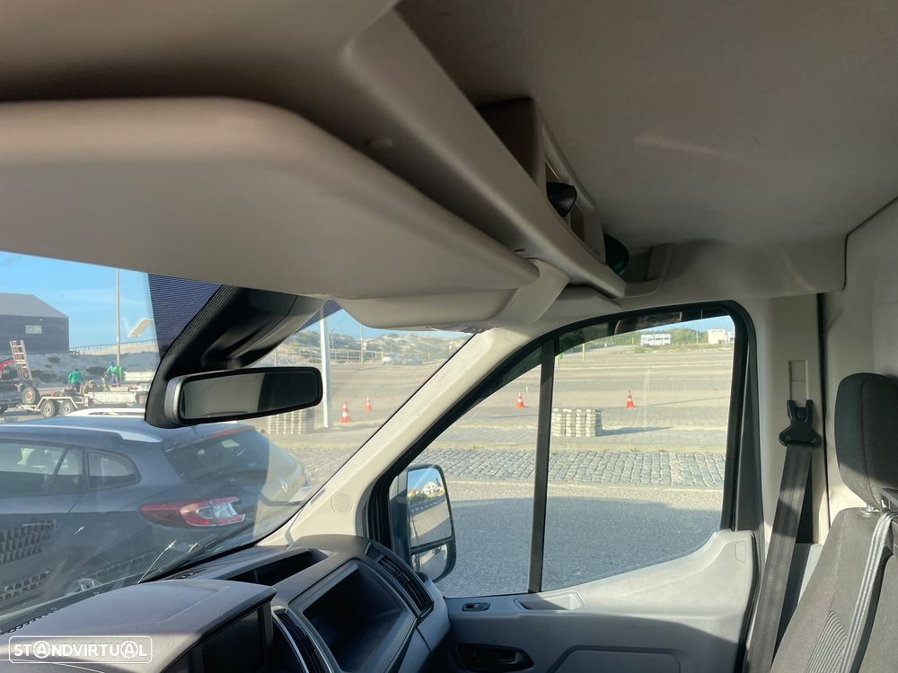 Ford Transit - 10