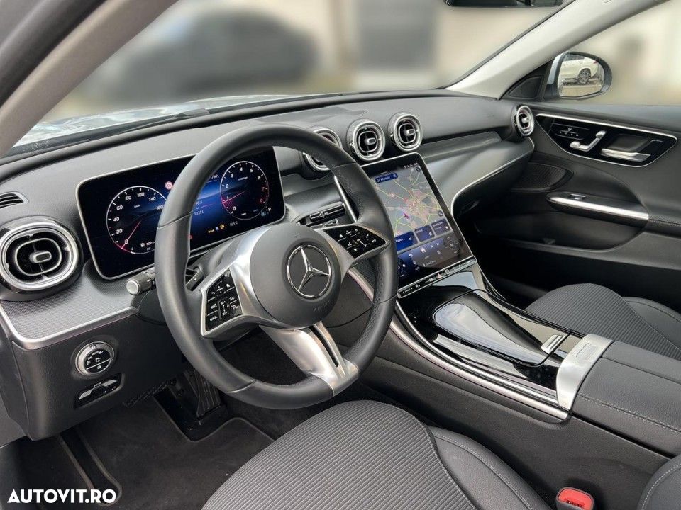 Mercedes-Benz C - 14