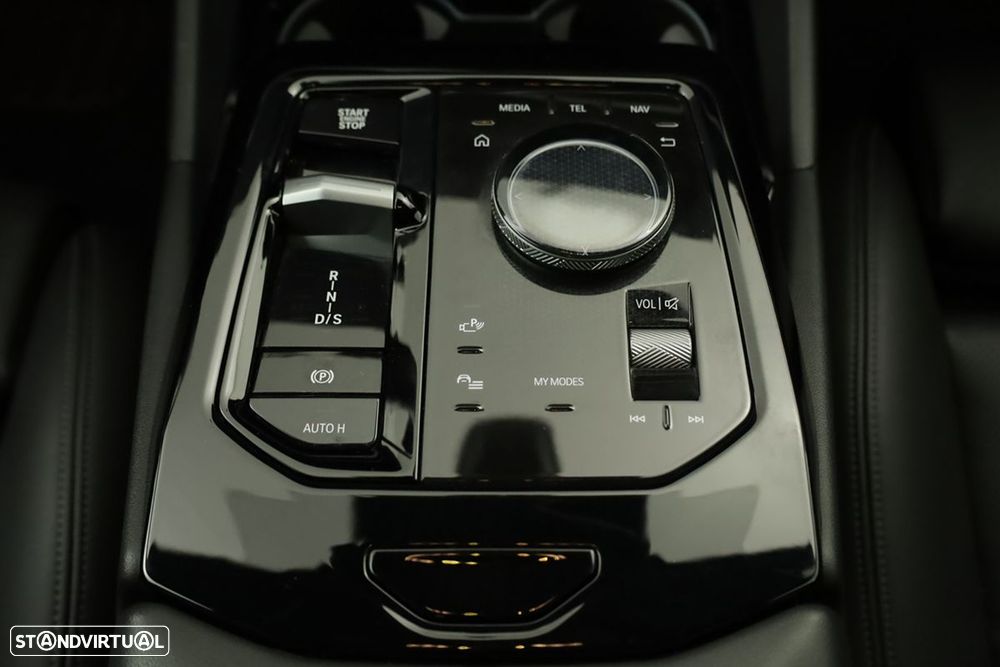 BMW 520 d Pack Desportivo M - 15