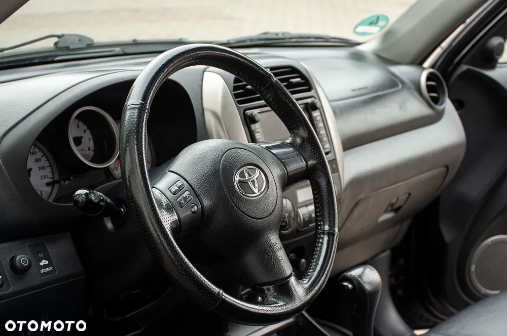 Toyota RAV4 2.0 VVT-i Prestige - 15